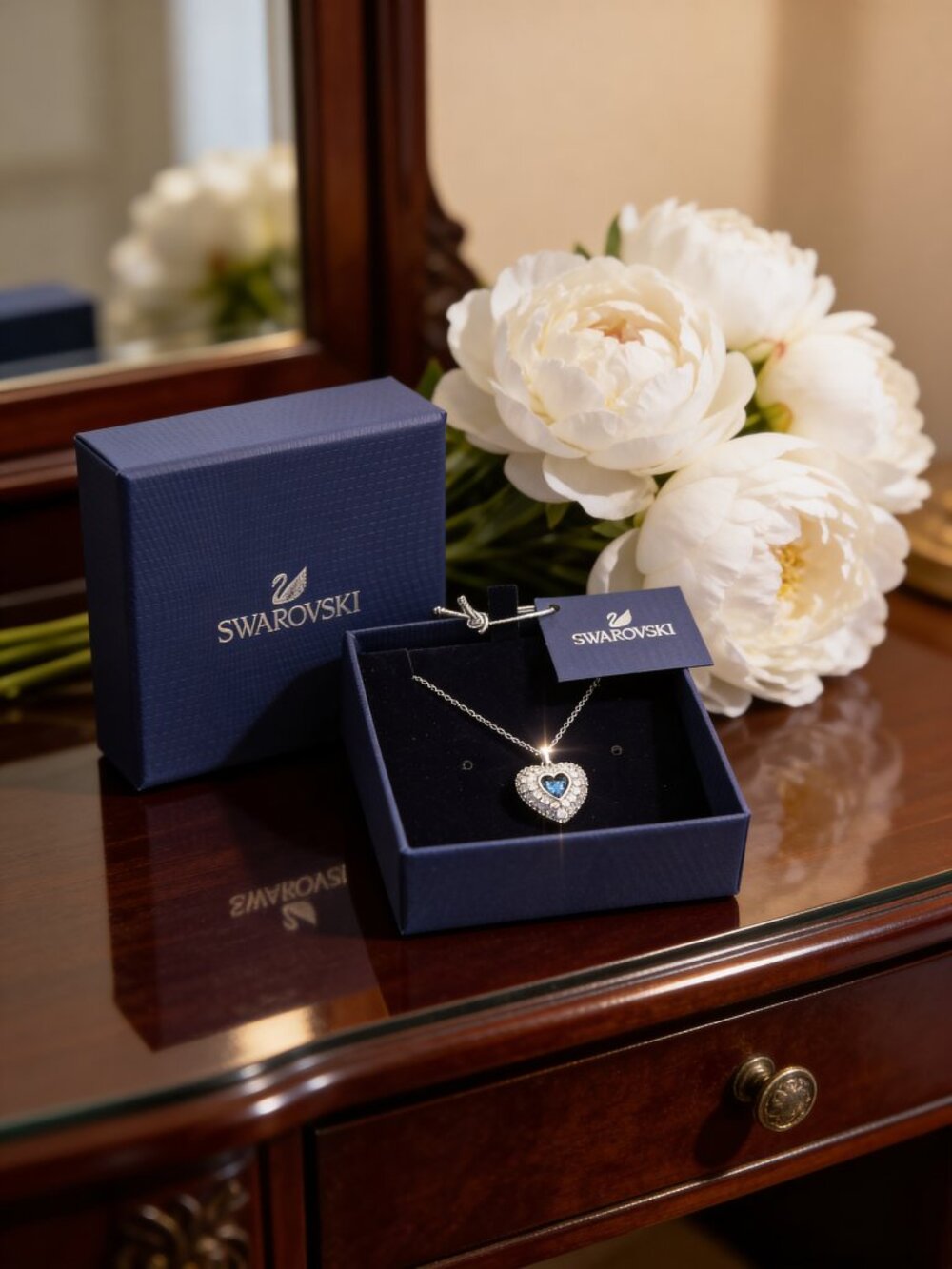 Idyllia Pendant Necklace
